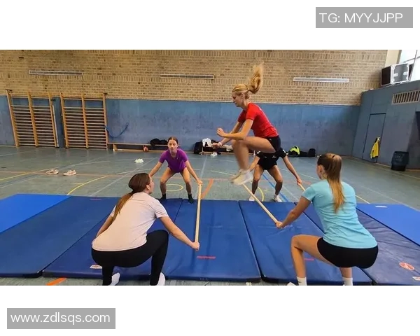 体操运动员的成长之路：从基础训练到世界舞台的挑战与辉煌